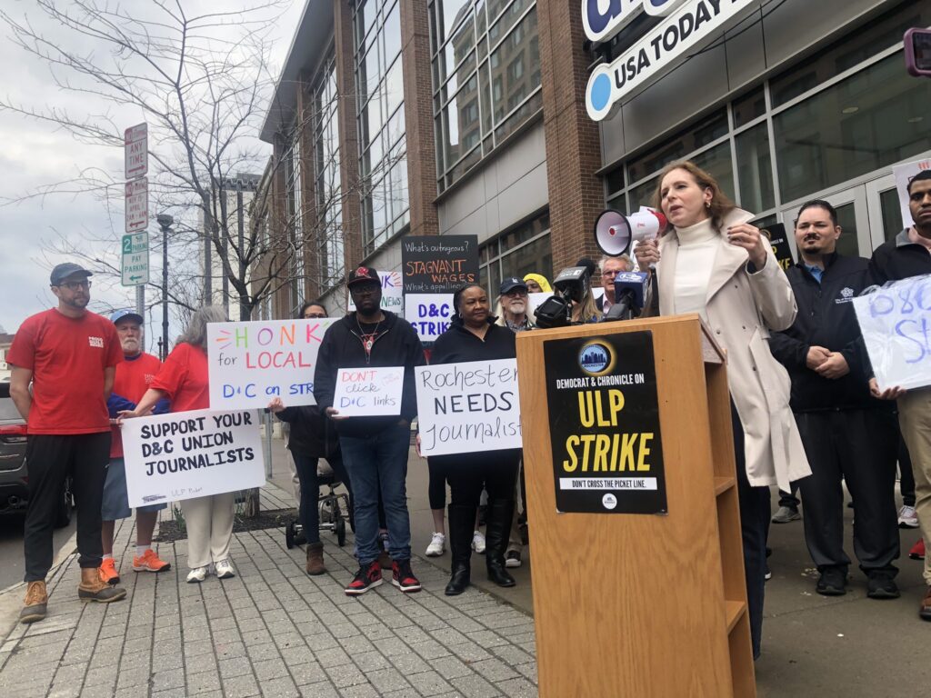 Rachel Barnhart speaking
